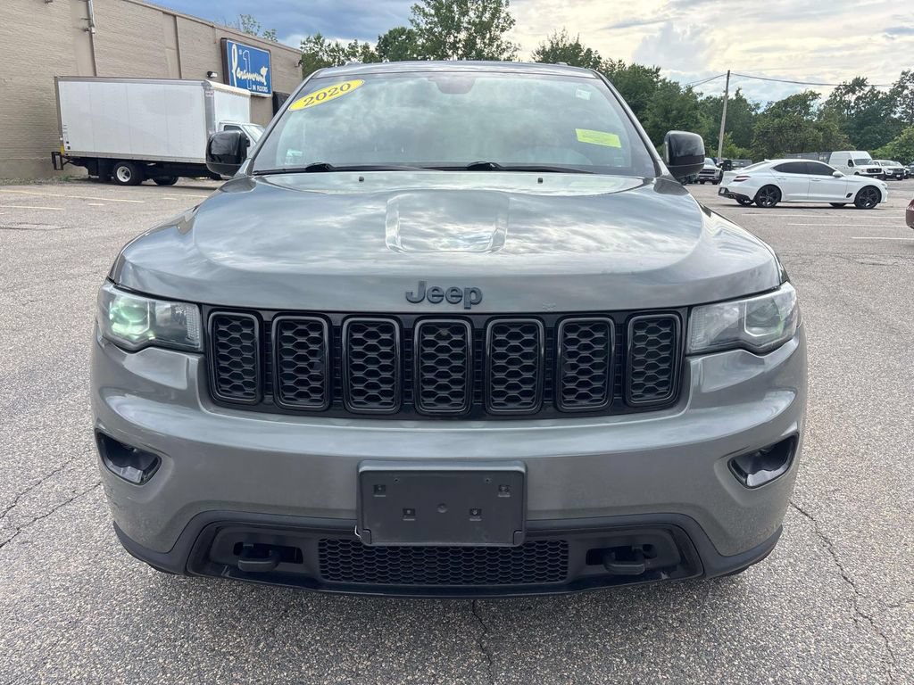 Certified 2020 Jeep Grand Cherokee Laredo AWD/4WD image 9