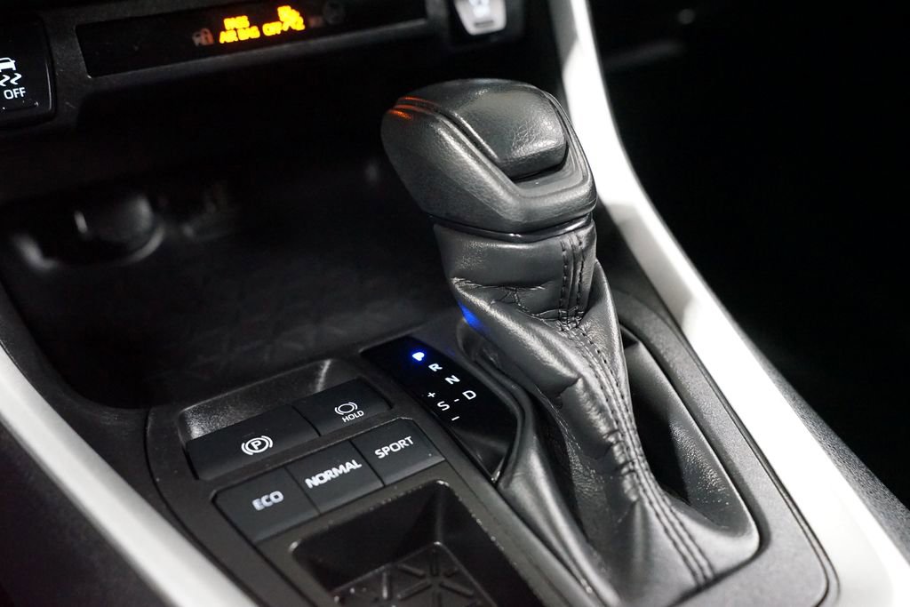 Certified 2024 Toyota RAV4 LE image 21