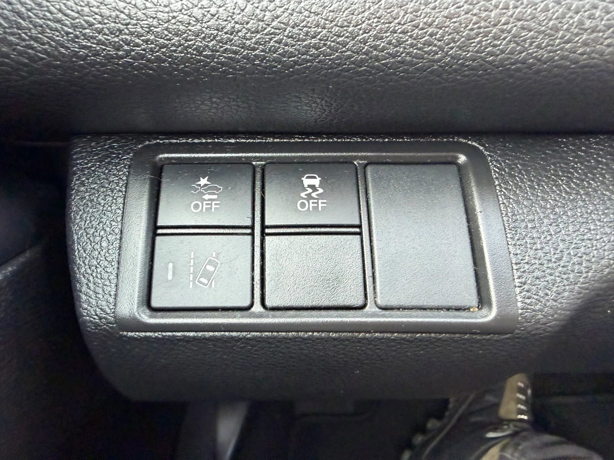 Used 2018 Honda Civic EX-L image 17