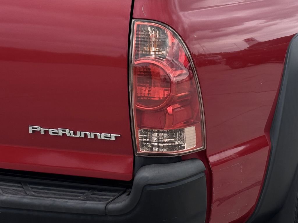 Used 2014 Toyota Tacoma PreRunner w/ Convenience Package RWD image 10