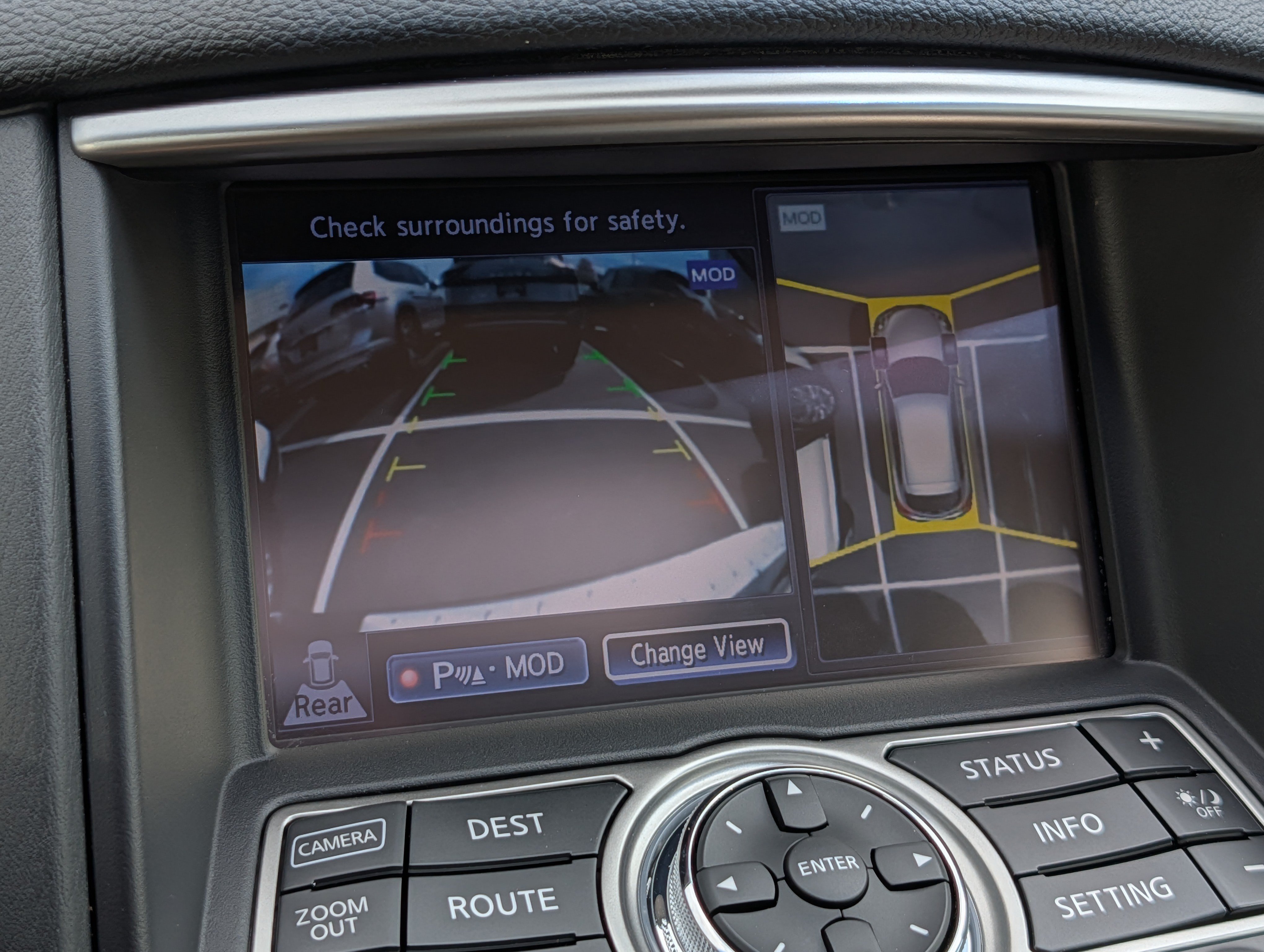 Used 2017 INFINITI QX50 AWD w/ Technology Package image 27