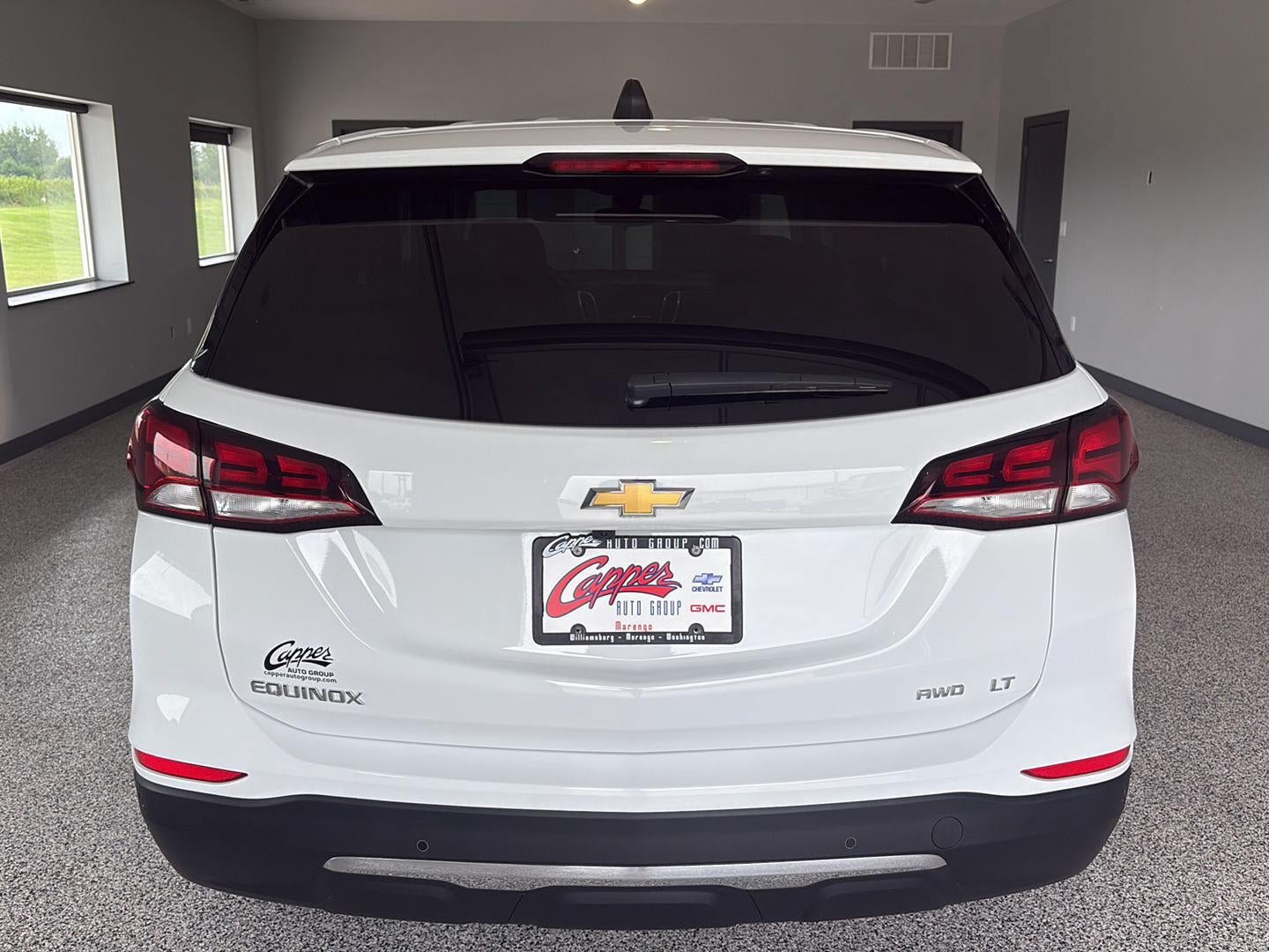 Used 2024 Chevrolet Equinox LT AWD/4WD image 3