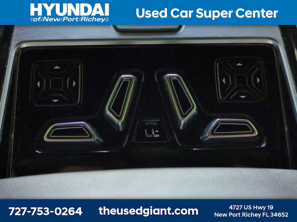 Used 2021 Audi A8 L 3.0T w/ Luxury Package AWD/4WD image 32