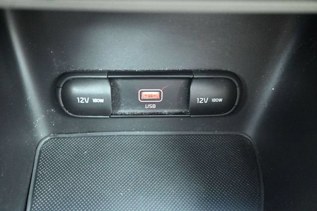 Used 2022 Kia Sportage Nightfall Edition FWD image 31