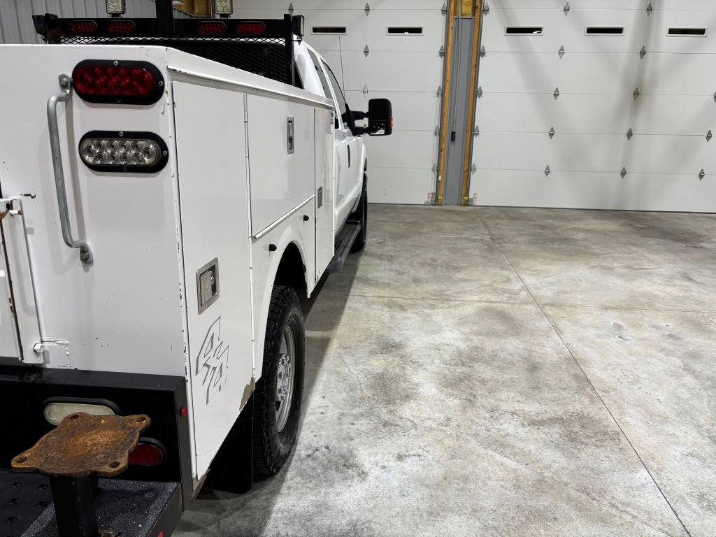 Used 2016 Ford F350 XL image 10