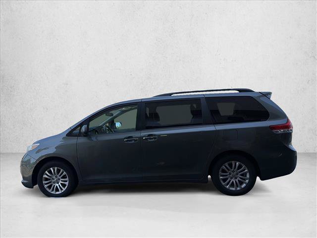 Used 2011 Toyota Sienna XLE w/ Premium Pkg FWD image 8