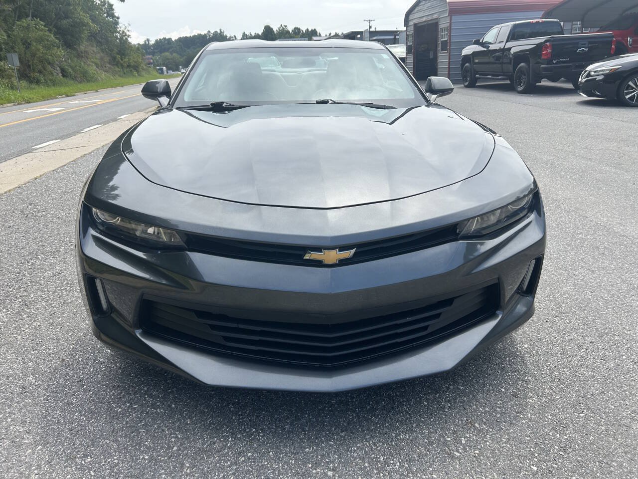 Used 2017 Chevrolet Camaro LT RWD image 5
