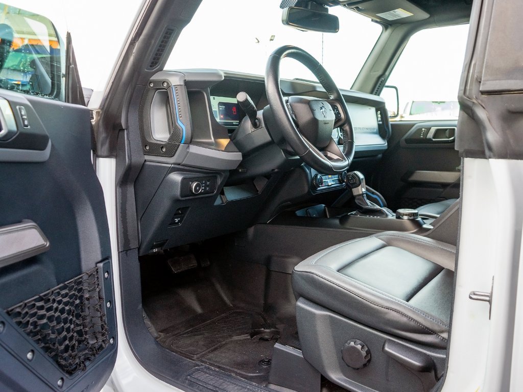 Used 2022 Ford Bronco Black Diamond image 28