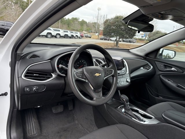 Used 2024 Chevrolet Malibu LT image 15