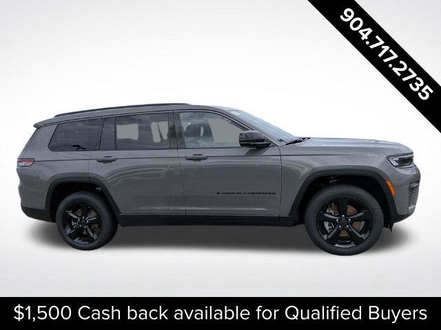 New 2027 Jeep Grand Cherokee L Limited w/ Limited Altitude Package AWD/4WD image 3