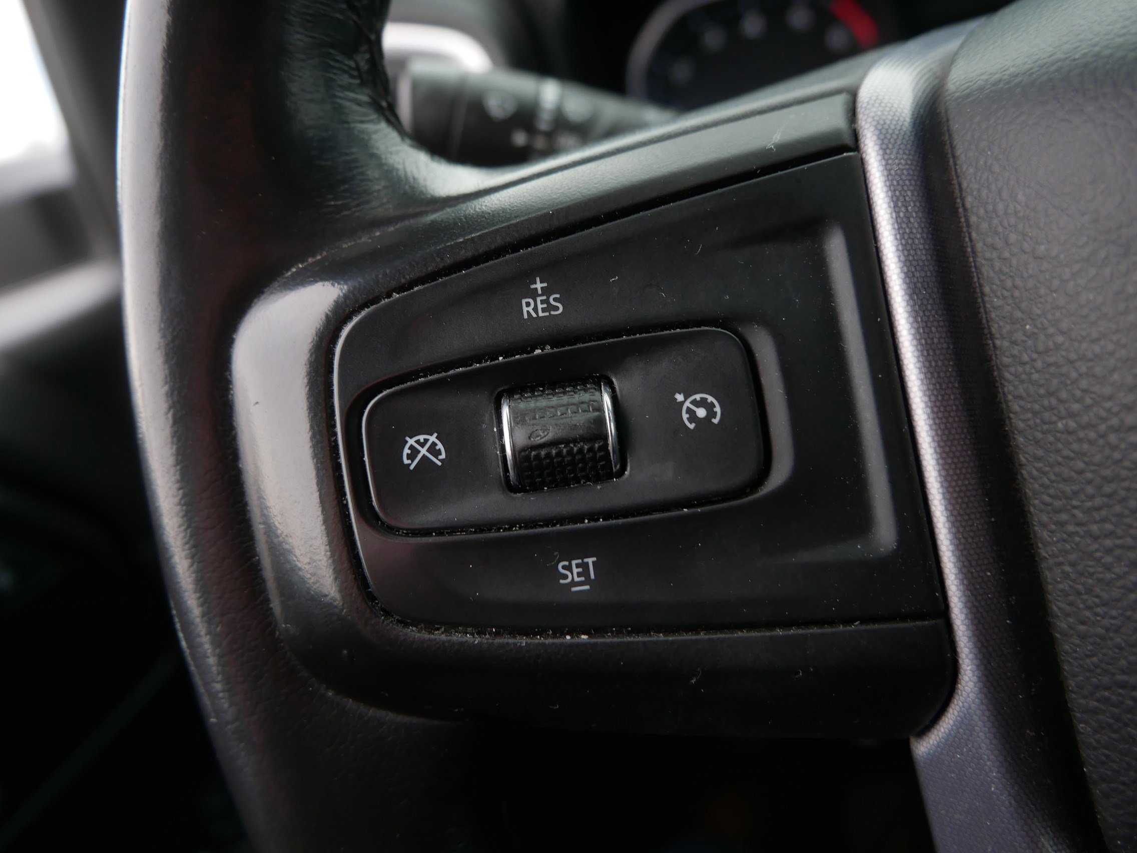 Used 2020 GMC Sierra 2500 SLE AWD/4WD image 23