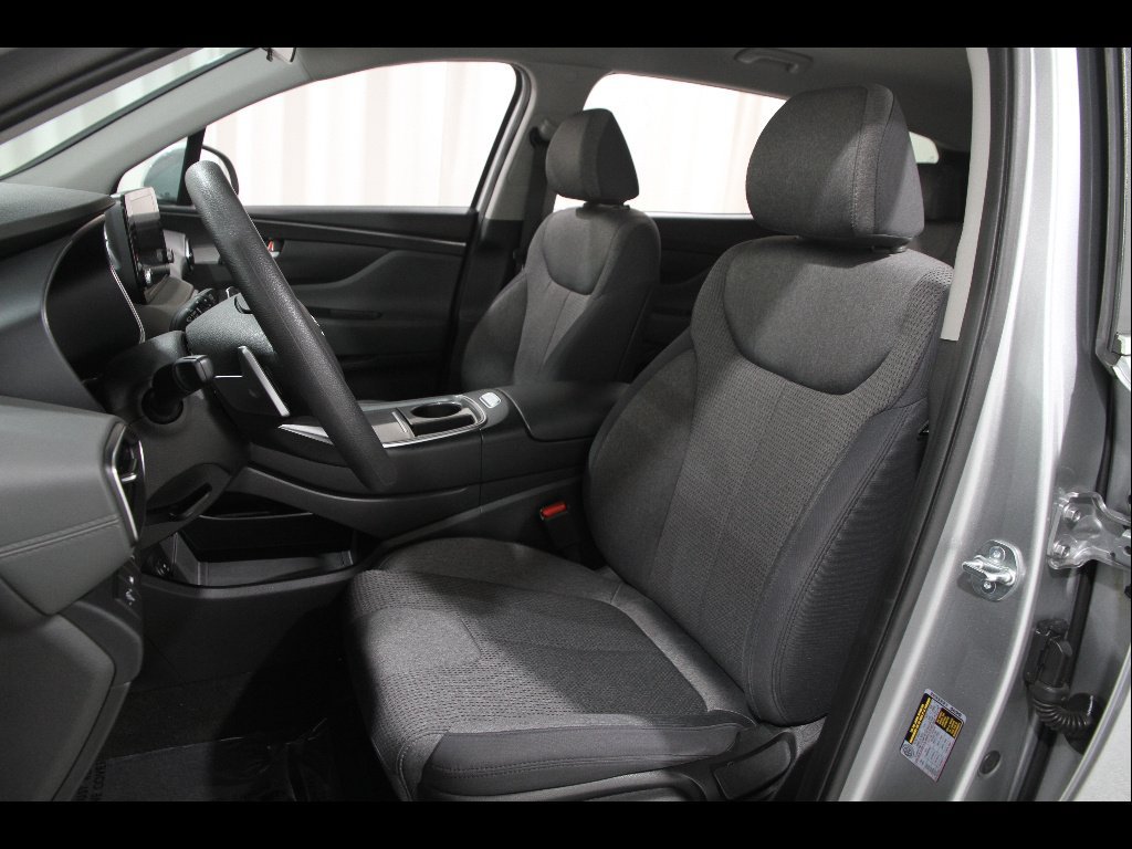 Certified 2023 Hyundai Santa Fe SE AWD/4WD image 5