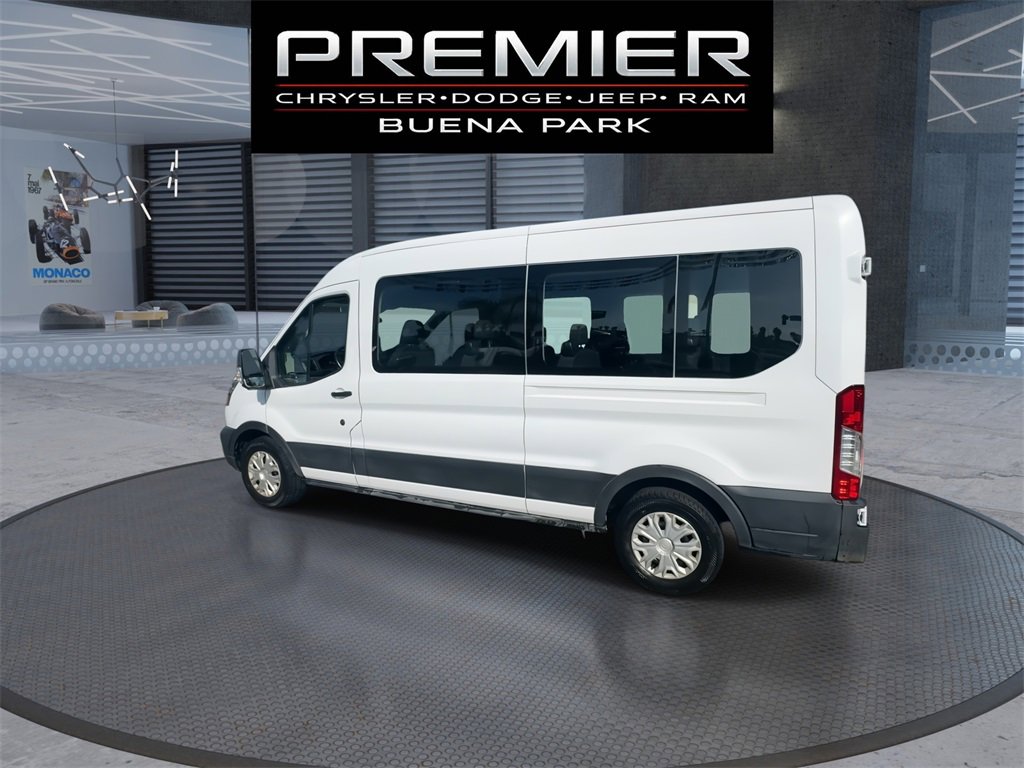 Used 2023 Ford Transit 350 XL image 5