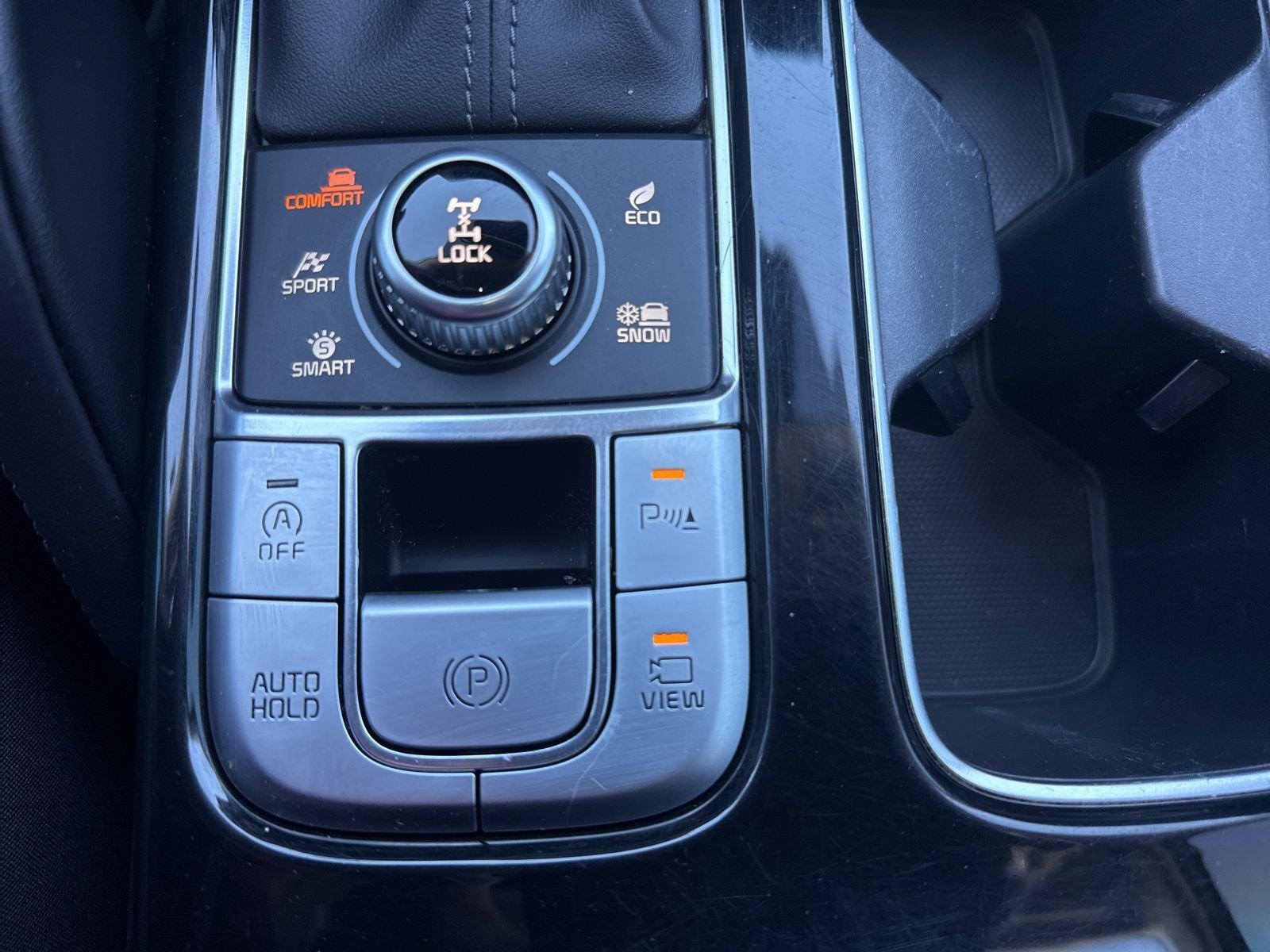 Used 2022 Kia Telluride SX w/ SX Prestige Package AWD/4WD image 22