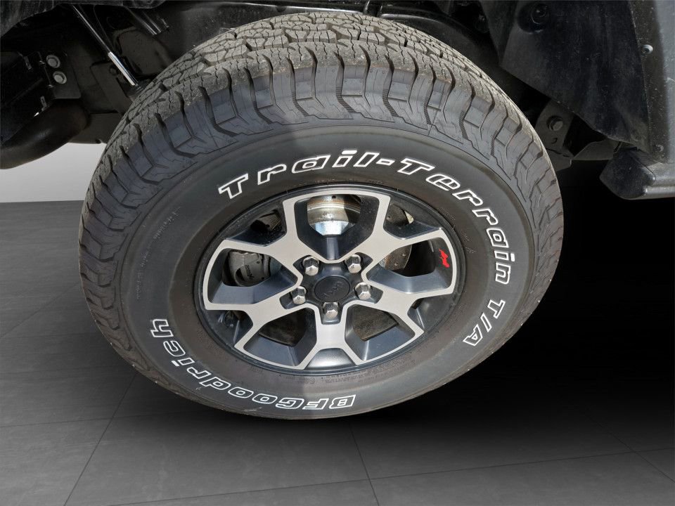 Used 2022 Jeep Wrangler Unlimited Sport image 33