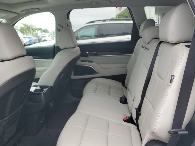 Certified 2024 Kia Telluride EX image 8