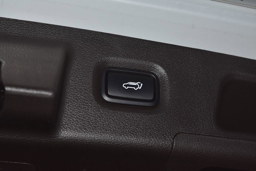 Used 2019 Hyundai Santa Fe FWD image 34