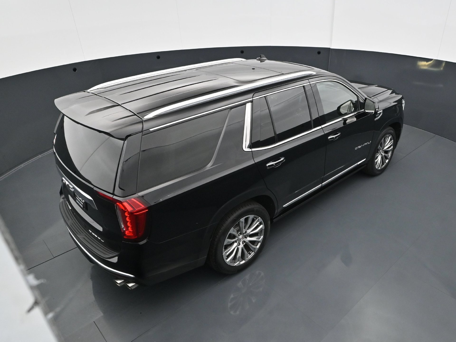 Used 2021 GMC Yukon Denali w/ Denali Ultimate Package AWD/4WD image 39