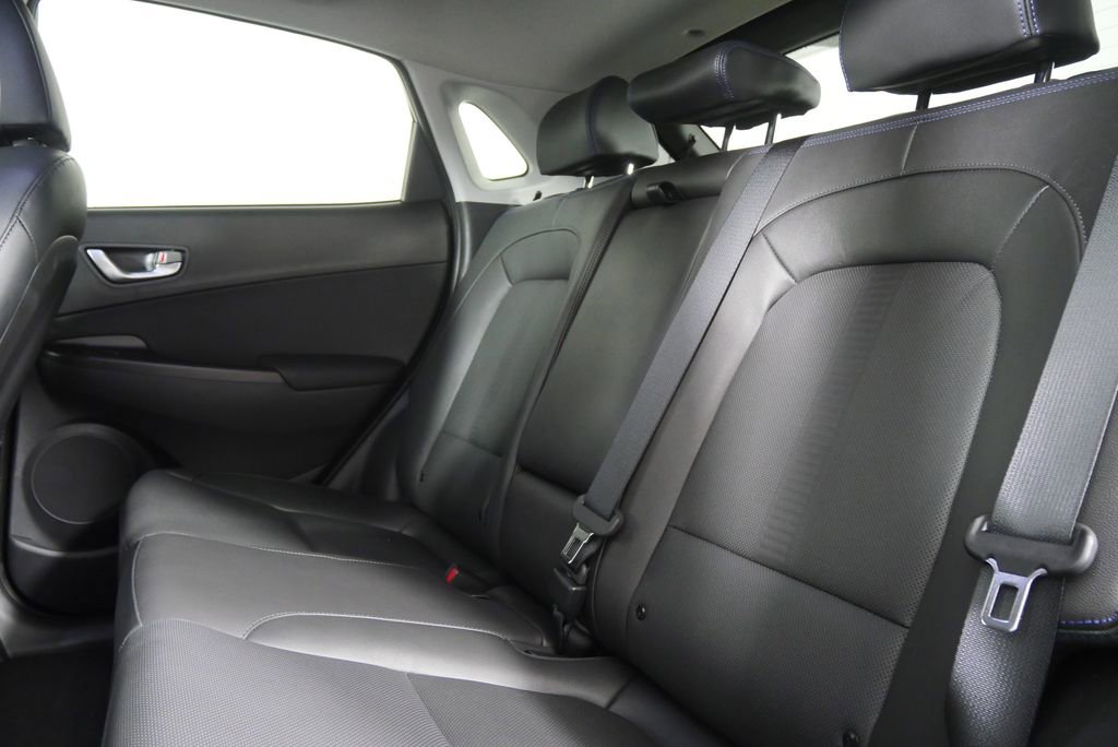 Used 2023 Hyundai Kona Limited FWD image 15