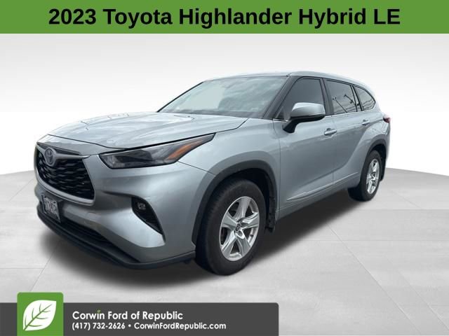 Used 2023 Toyota Highlander LE