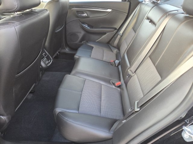 Used 2019 Chevrolet Impala LT w/ LT Convenience Package image 12