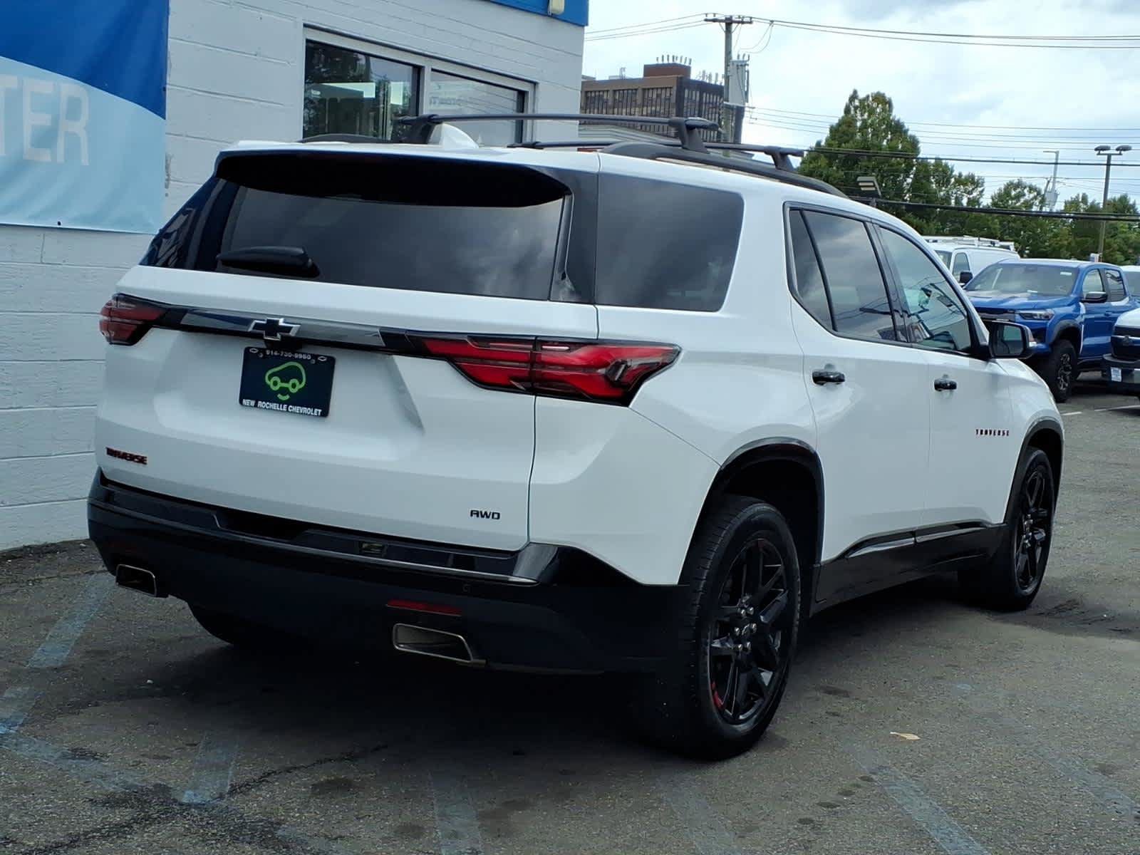 Certified 2023 Chevrolet Traverse Premier w/ Redline Edition AWD/4WD image 6