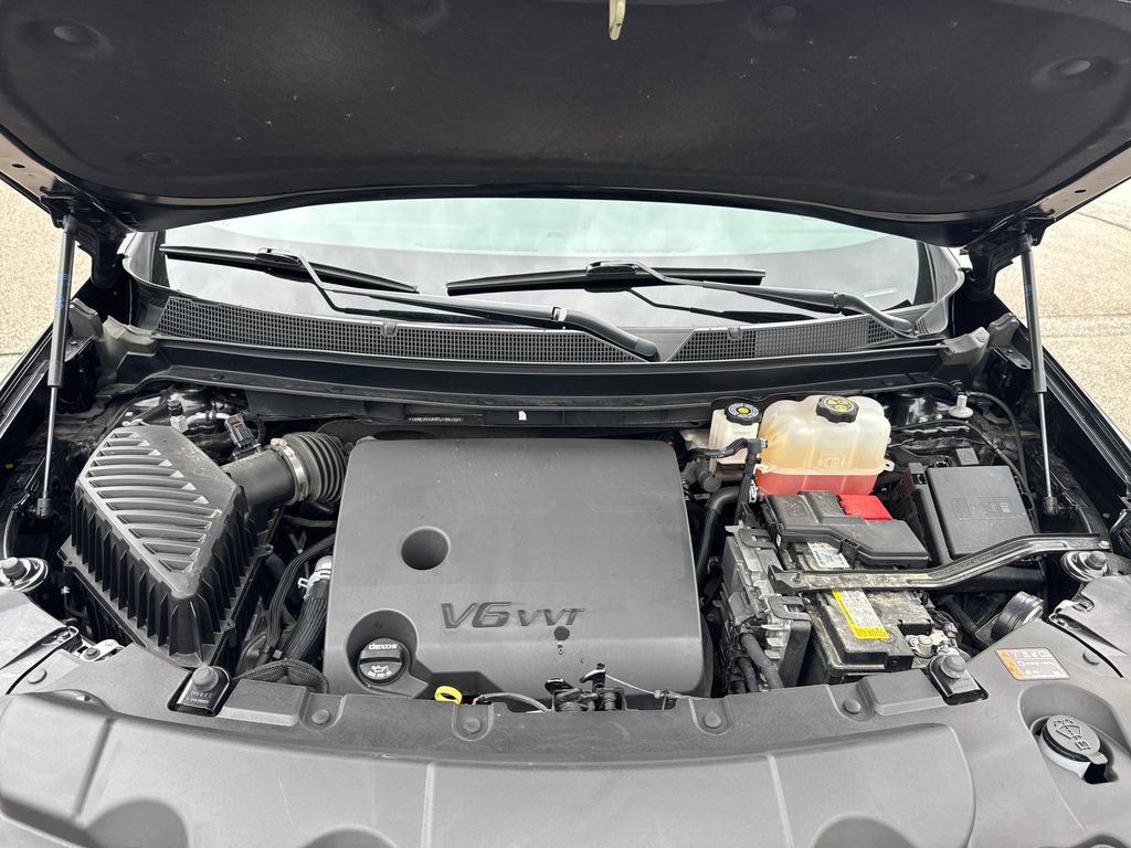Used 2023 Chevrolet Traverse Premier w/ LPO, Floor Liner Package image 38