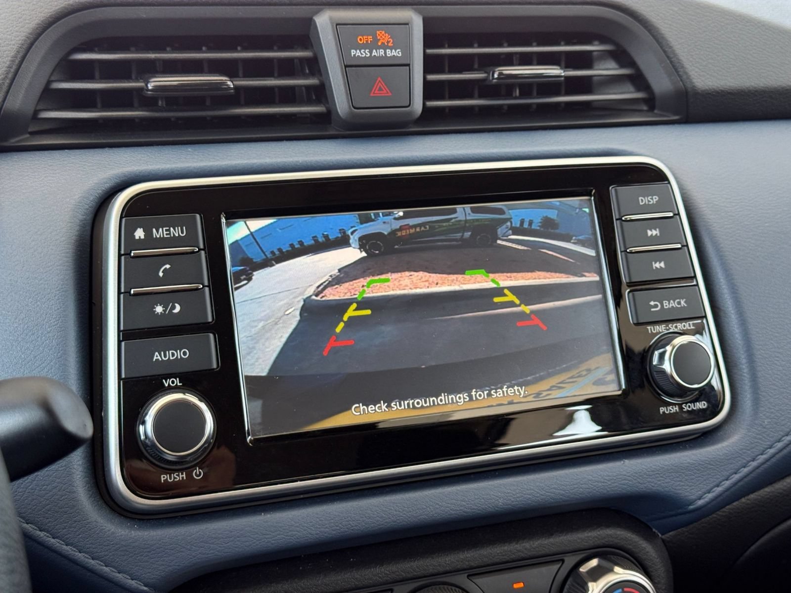 Used 2025 Nissan Versa SV FWD image 20