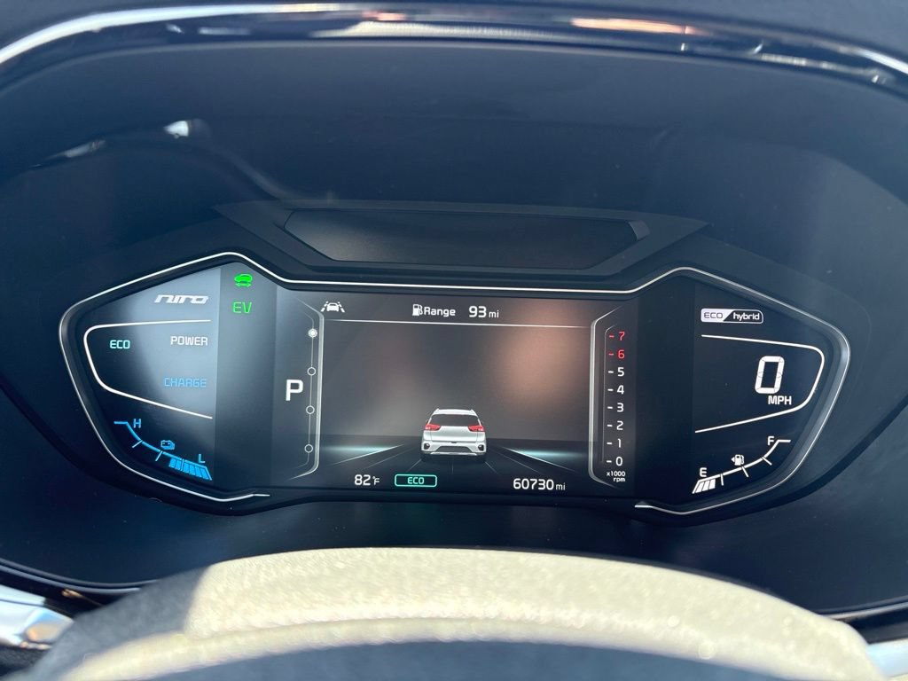 Used 2022 Kia Niro EX Premium FWD image 11