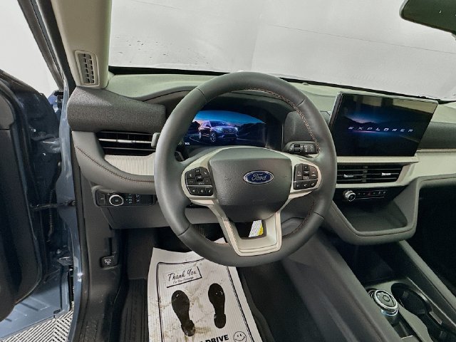 New 2026 Ford Explorer Active w/ Active Comfort Package AWD/4WD image 16