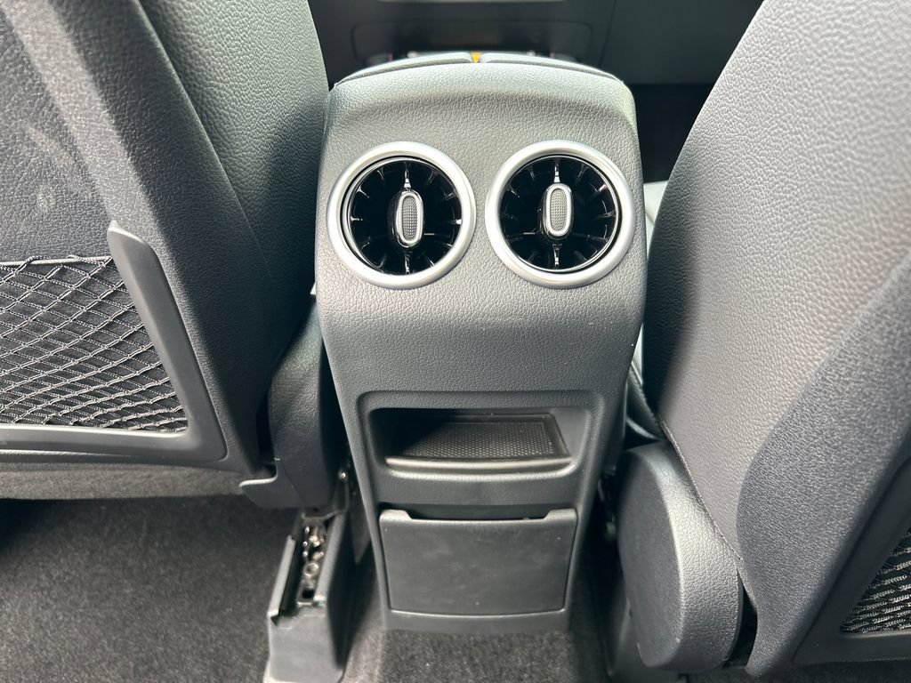 New 2026 Mercedes-Benz GLB 250 4MATIC image 27