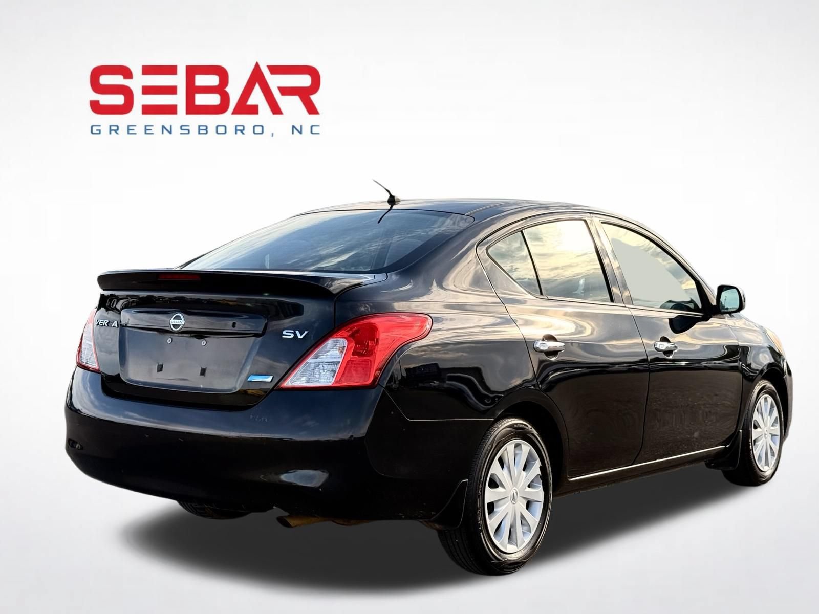 Used 2014 Nissan Versa SV FWD image 10