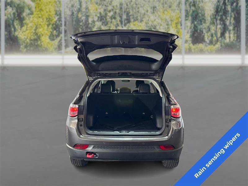 Used 2021 Jeep Compass Trailhawk AWD/4WD image 12