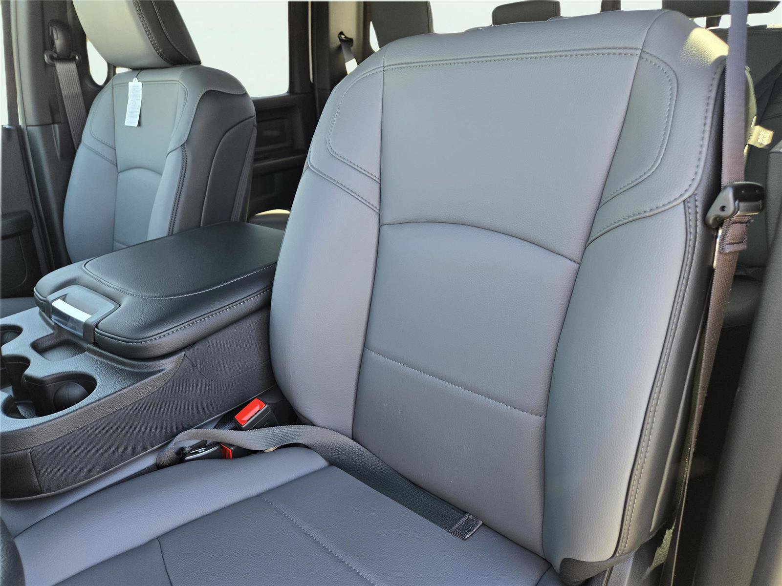 New 2026 RAM 2500 Tradesman AWD/4WD image 17