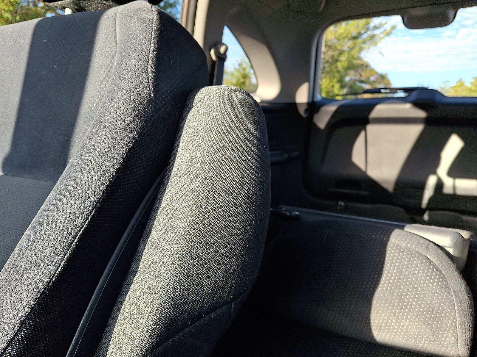 Used 2011 Honda CR-V EX image 18