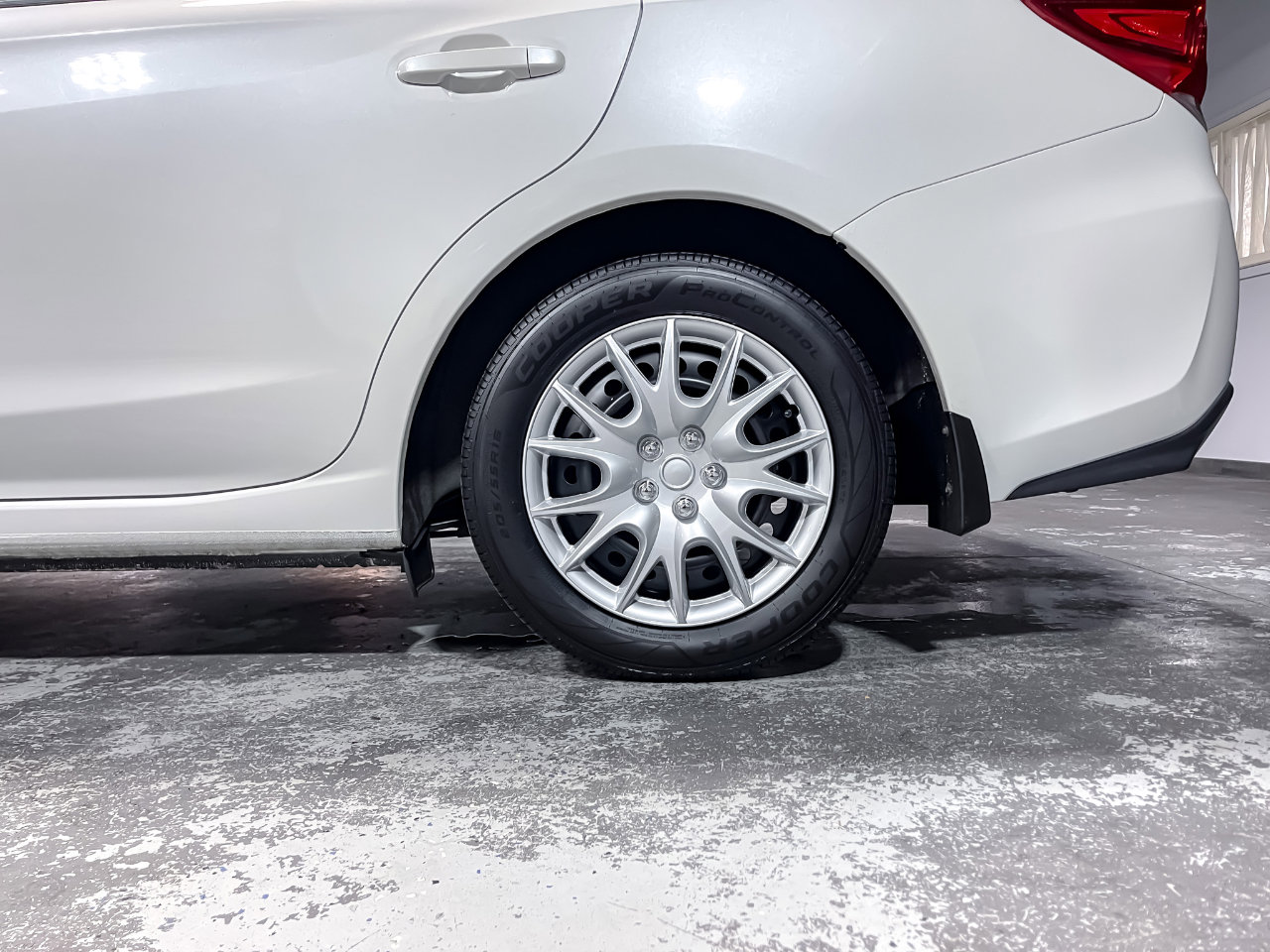 Used 2019 Subaru Impreza 2.0i w/ Eyesight image 11