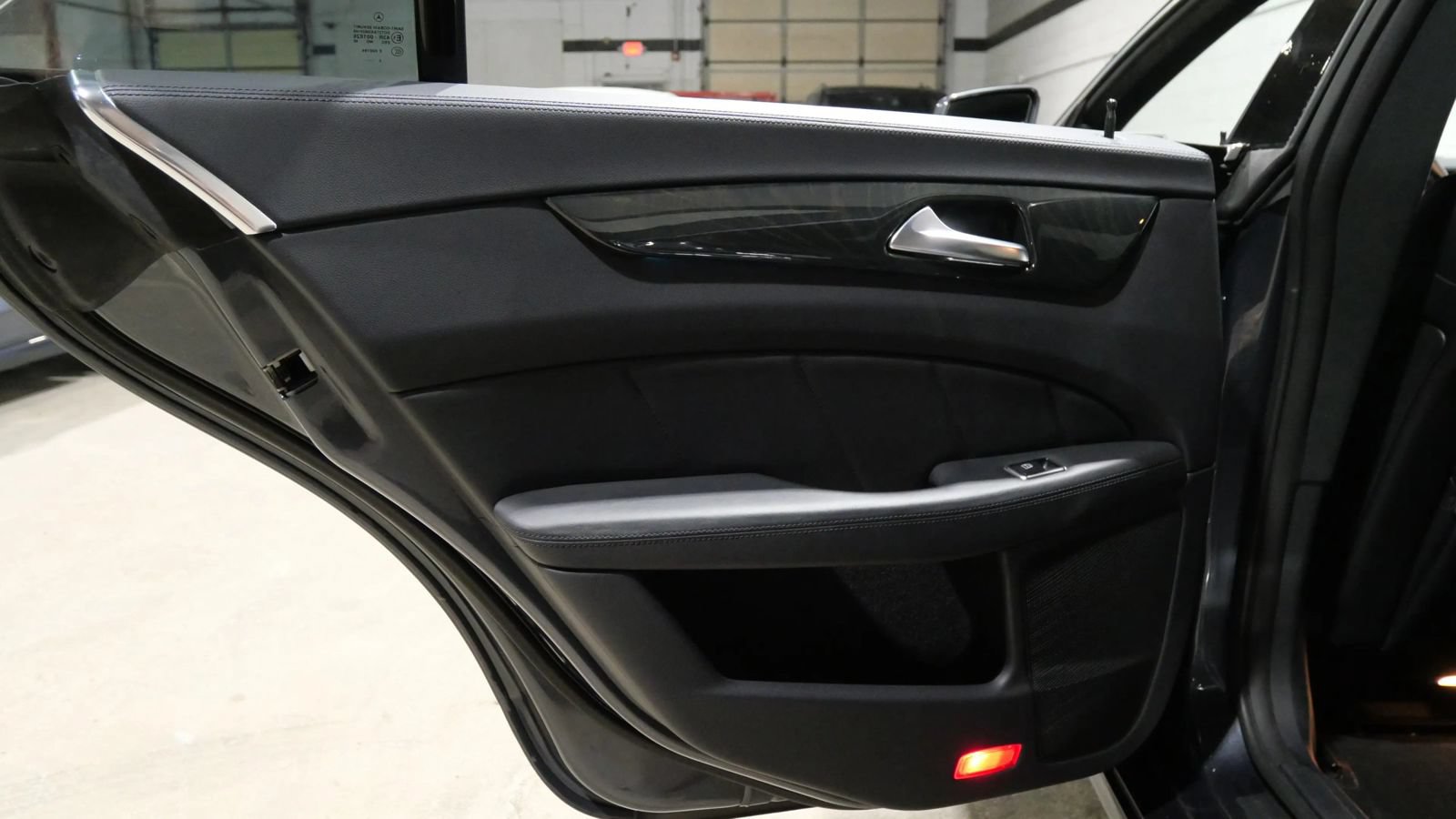 Used 2013 Mercedes-Benz CLS 63 AMG image 29