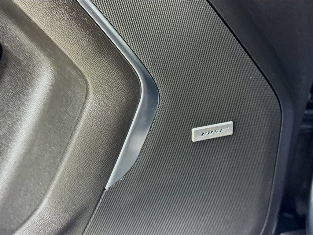 Used 2021 Chevrolet Tahoe LT w/ LT Signature Package RWD image 22