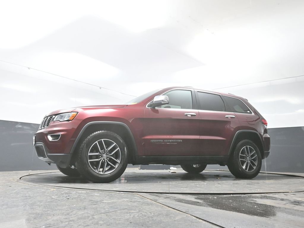 Used 2018 Jeep Grand Cherokee Limited w/ Trailer Tow Group IV image 53