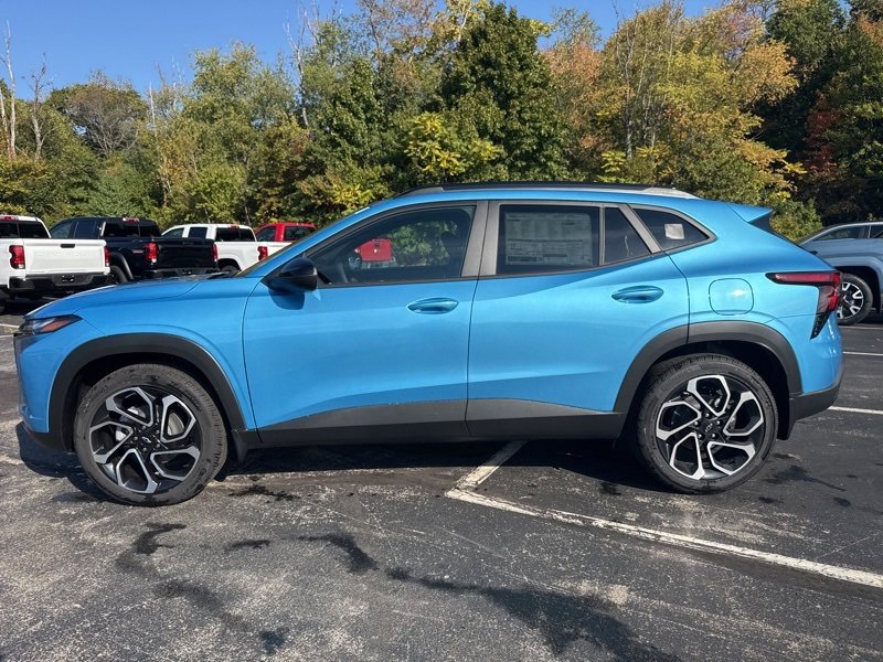 New 2025 Chevrolet Trax RS w/ Sunroof Package image 6