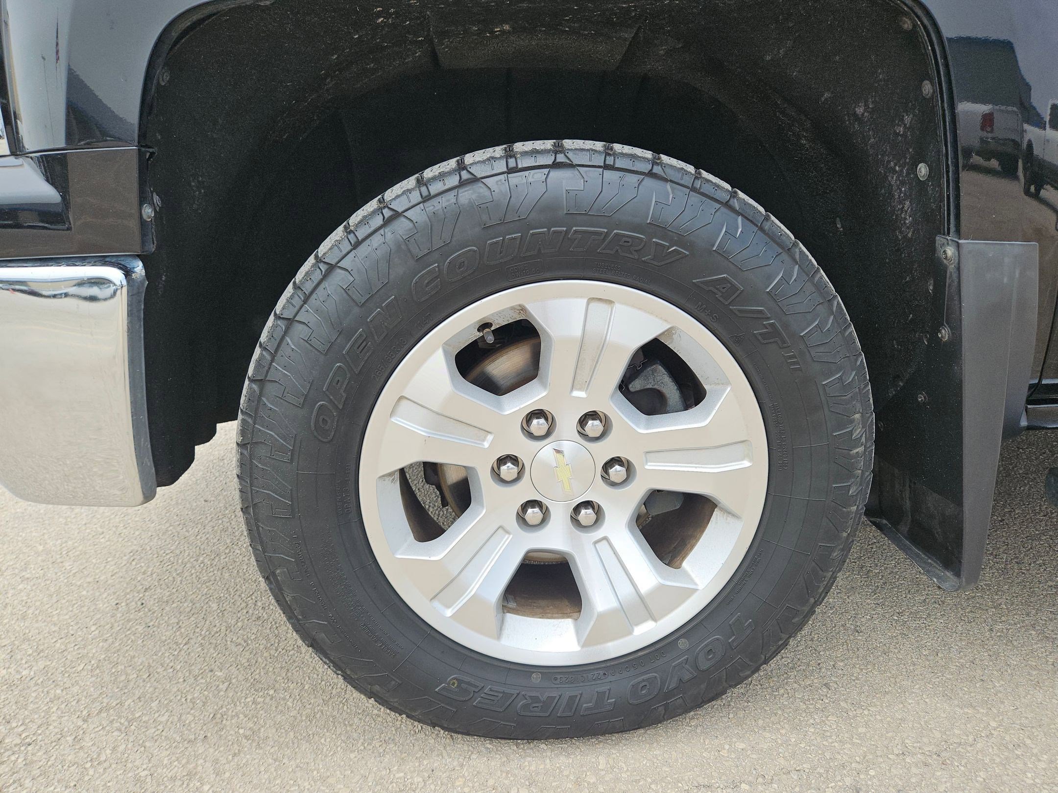 Used 2015 Chevrolet Silverado 1500 LTZ AWD/4WD image 31
