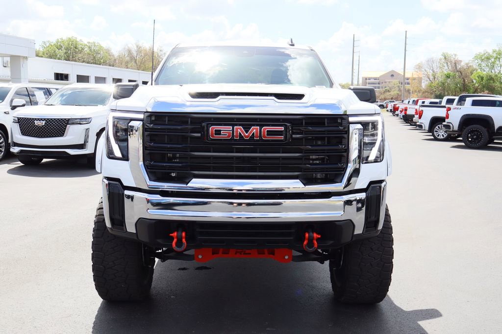 Used 2024 GMC Sierra 2500 Pro image 3