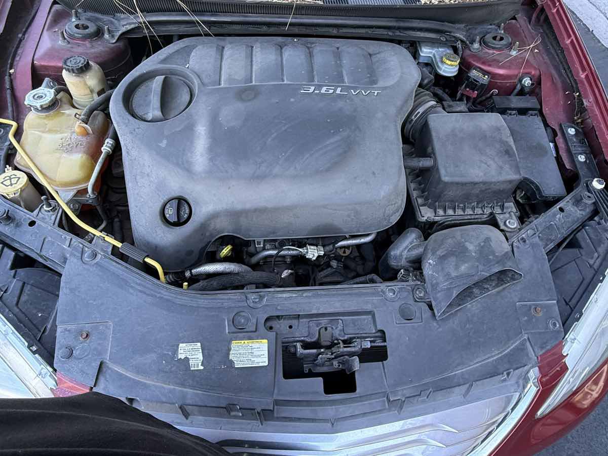 Used 2011 Chrysler 200 Touring w/ Cold Weather Group FWD image 30