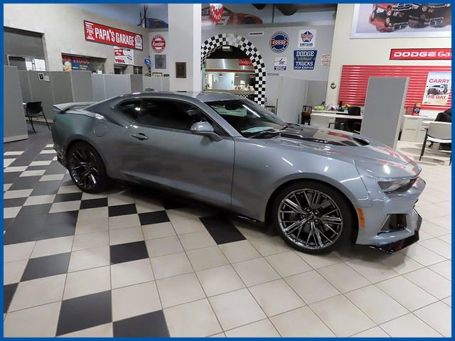 Used 2023 Chevrolet Camaro ZL1 image 1