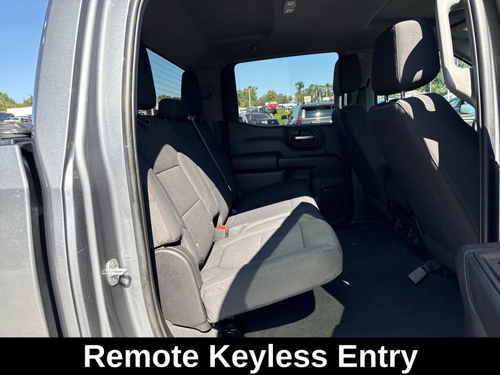 Used 2021 Chevrolet Silverado 1500 Custom w/ LPO, Dark Essentials Package image 17