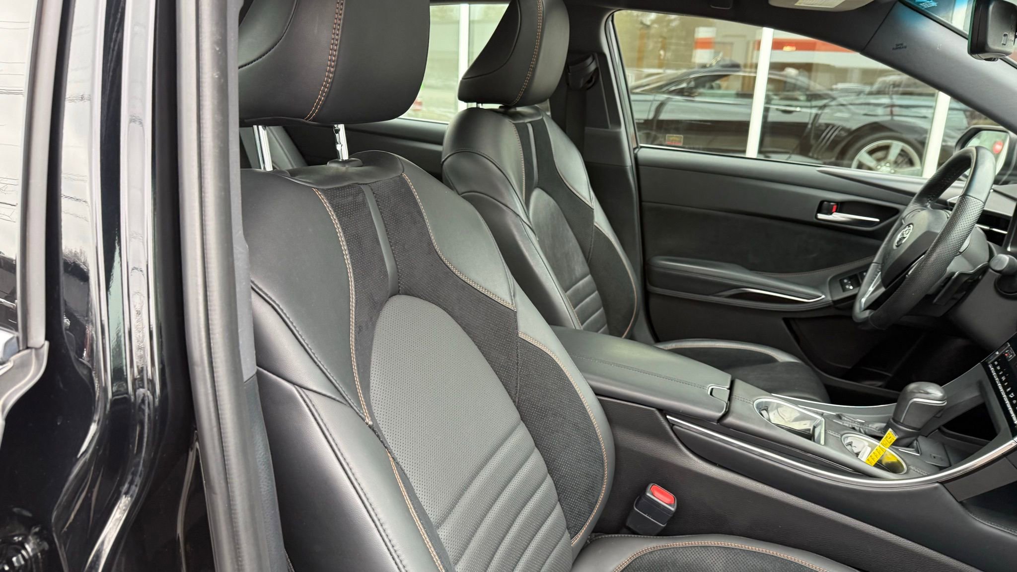 Used 2019 Toyota Avalon Touring image 14