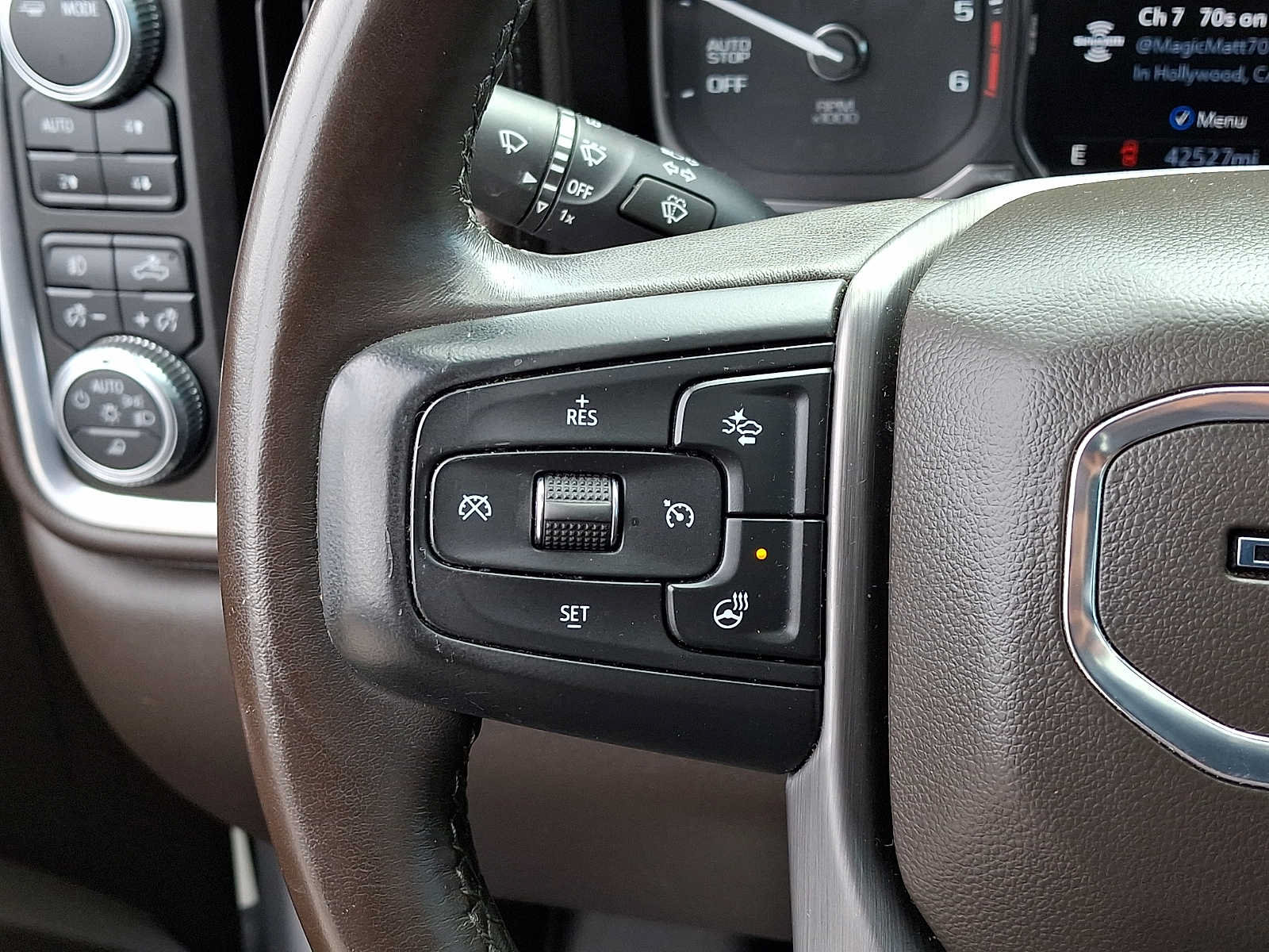 Used 2021 GMC Sierra 1500 Denali w/ Denali Ultimate Package AWD/4WD image 23