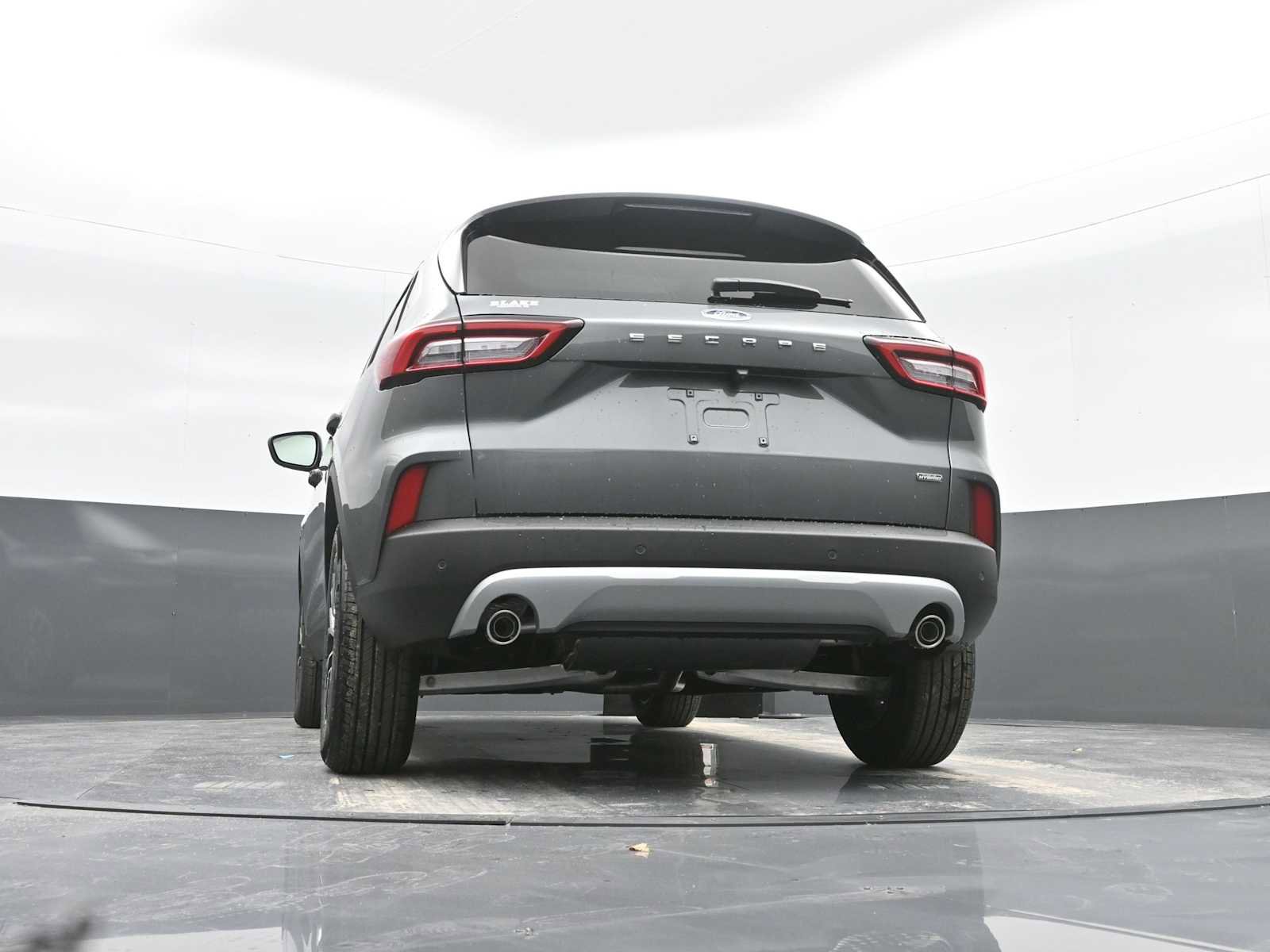 New 2025 Ford Escape SE image 35