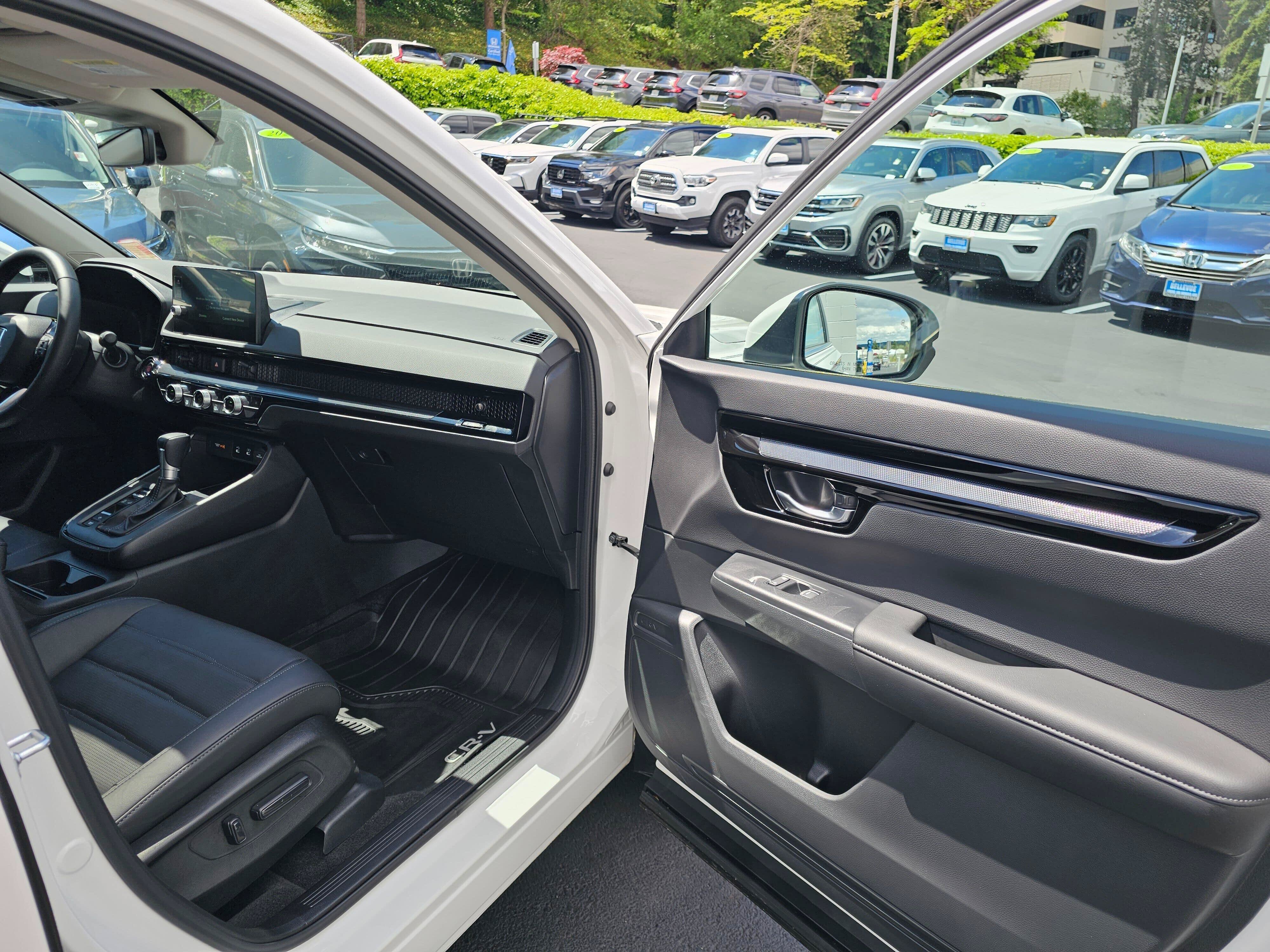Used 2026 Honda CR-V EX-L image 11