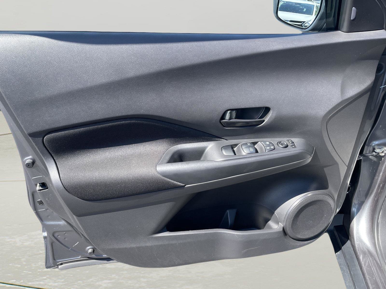 Used 2023 Nissan Kicks S FWD image 21